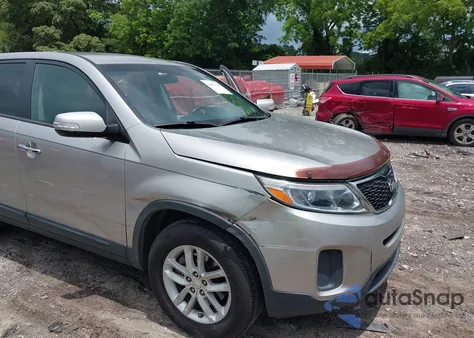 2015 Kia Sorento Lx from USA, damaged, VIN 5XYKT3A68FG622384